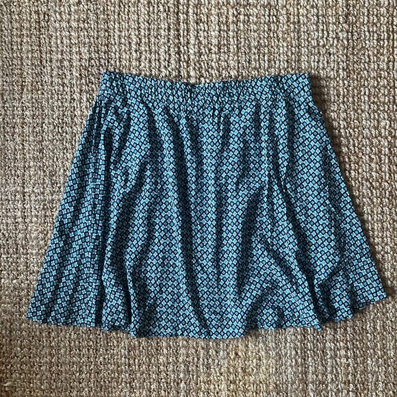 Blue Flowy H&M Printed Skirt - Picture 1 of 4